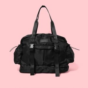 Blogilates Convertable Black Duffle Backpack Fitness Gym Sport Bag Yoga Pilates